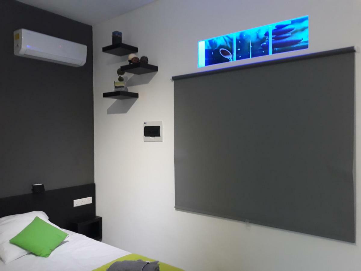 Takis Apartments أيا نابا المظهر الخارجي الصورة