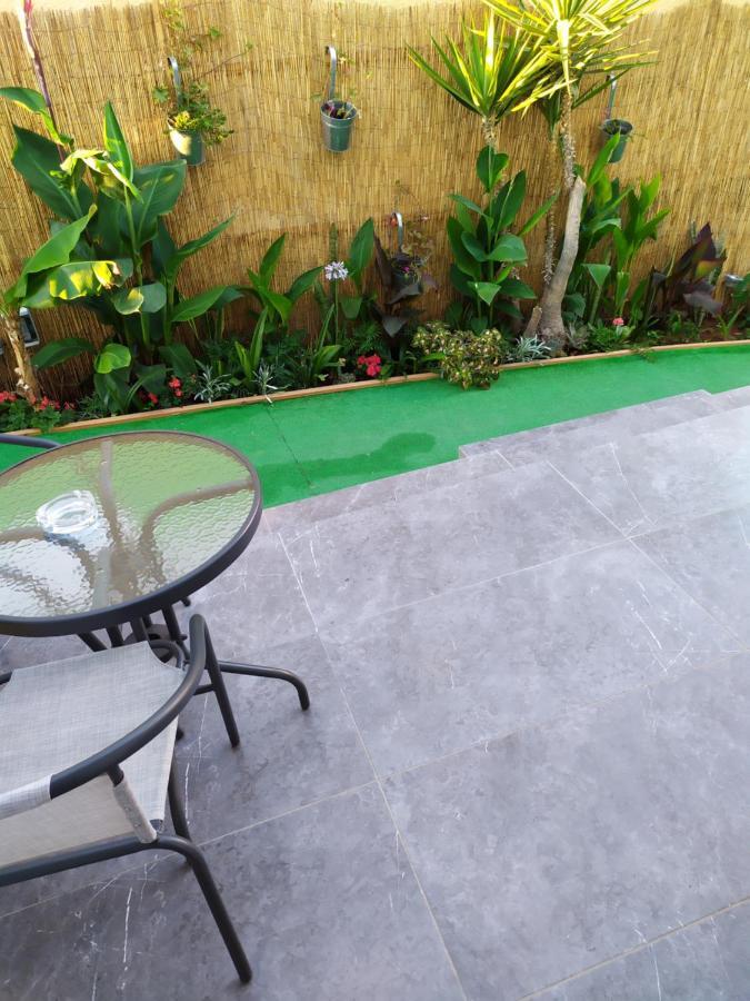 Takis Apartments أيا نابا المظهر الخارجي الصورة